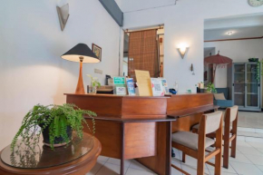 Urbanview Hotel Rumah Asri Bandung